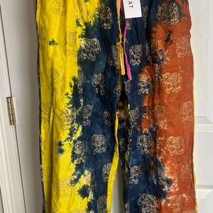 Multicolor Elephant Print Women's Pants